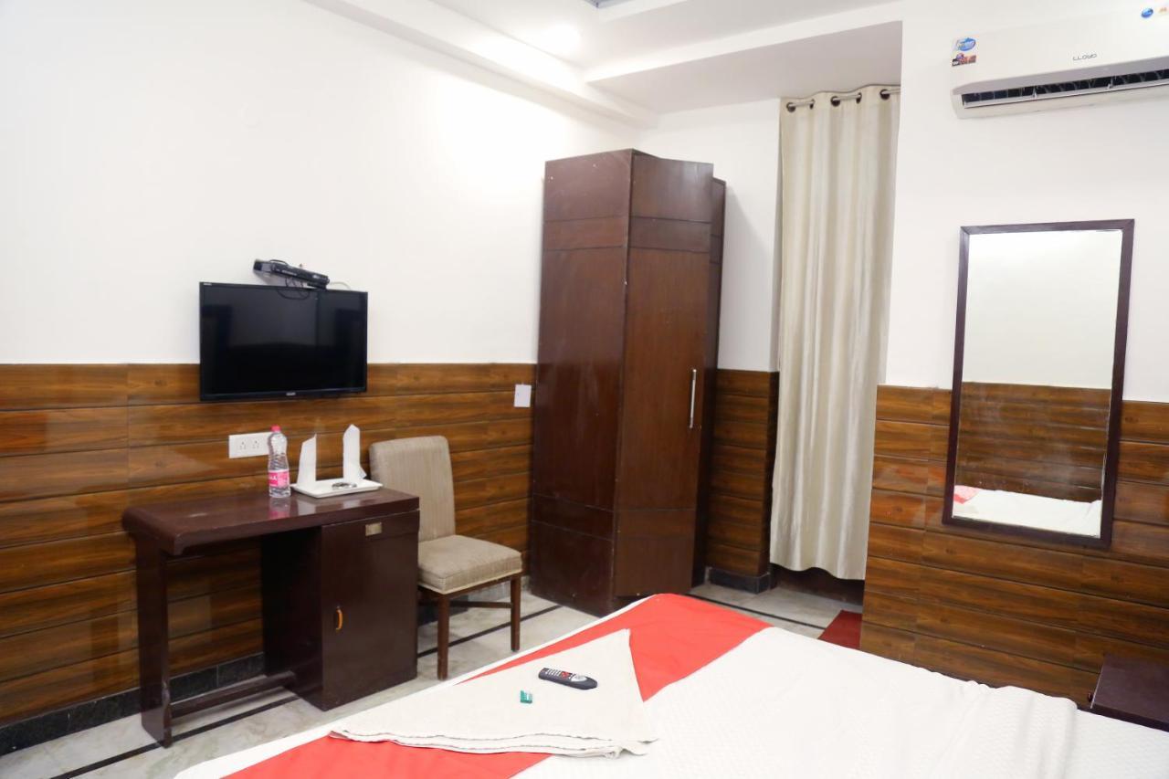 Aerocity Hotel Jindal Palace Delhi- A Well Hygiene Property"All Staff Vaccinated " Νέο Δελχί Εξωτερικό φωτογραφία