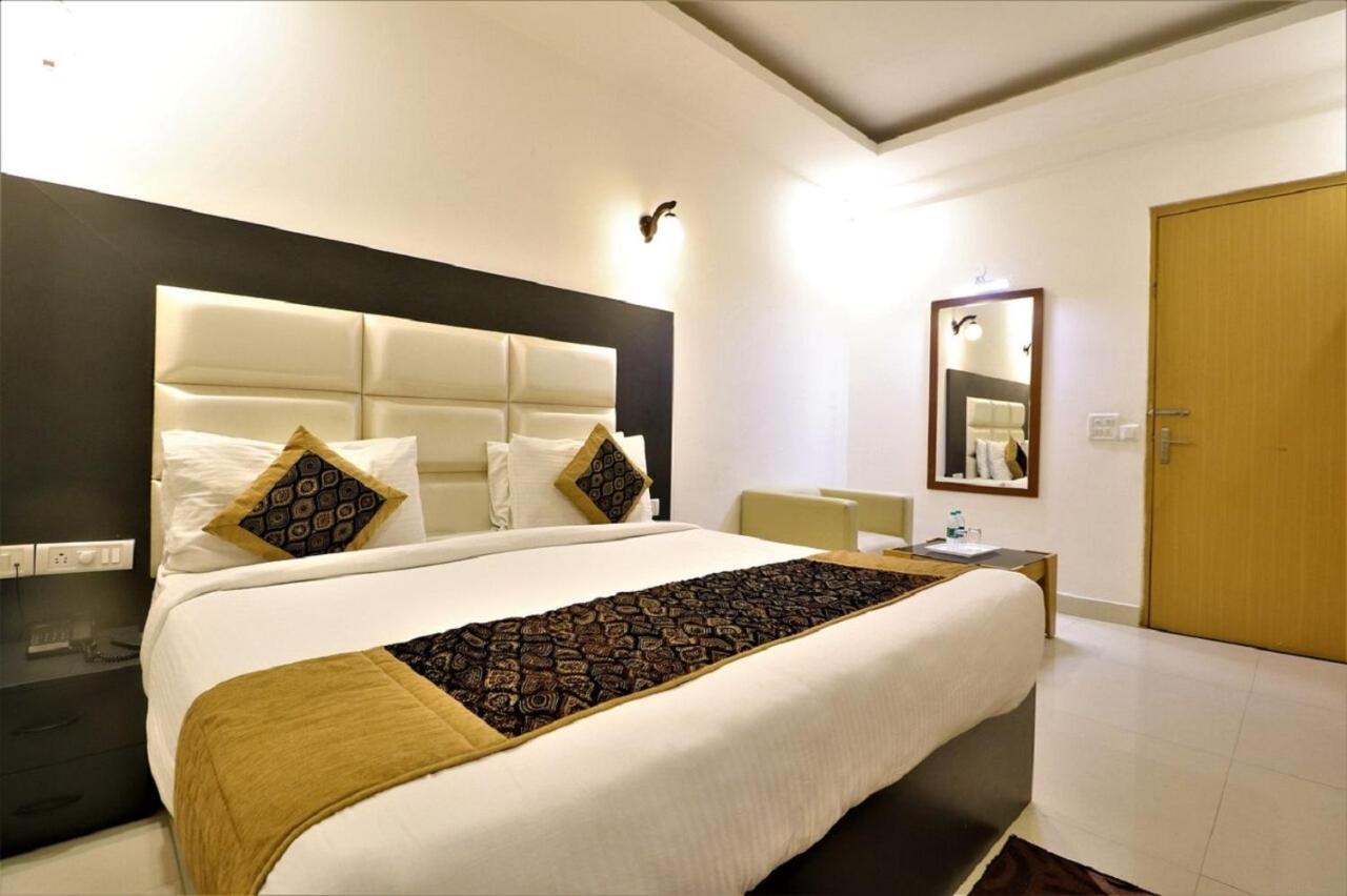 Aerocity Hotel Jindal Palace Delhi- A Well Hygiene Property"All Staff Vaccinated " Νέο Δελχί Εξωτερικό φωτογραφία